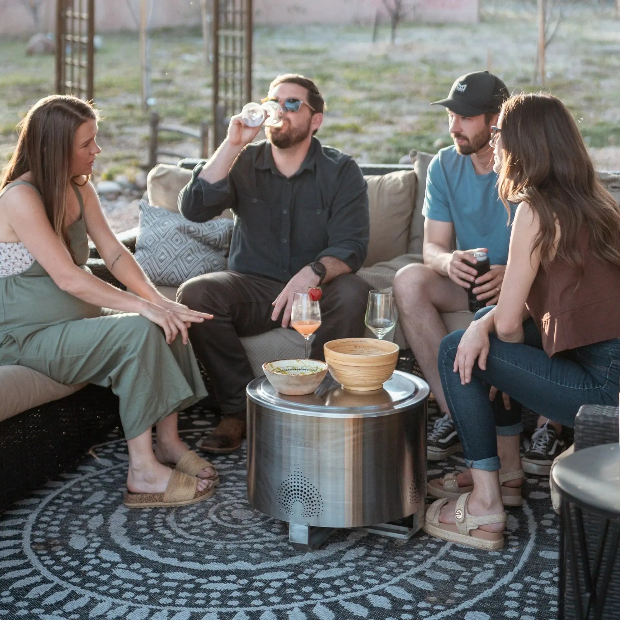 HELIOS™ 19" Portable Fire Pit, Adjustable Cooking Grate & Lid