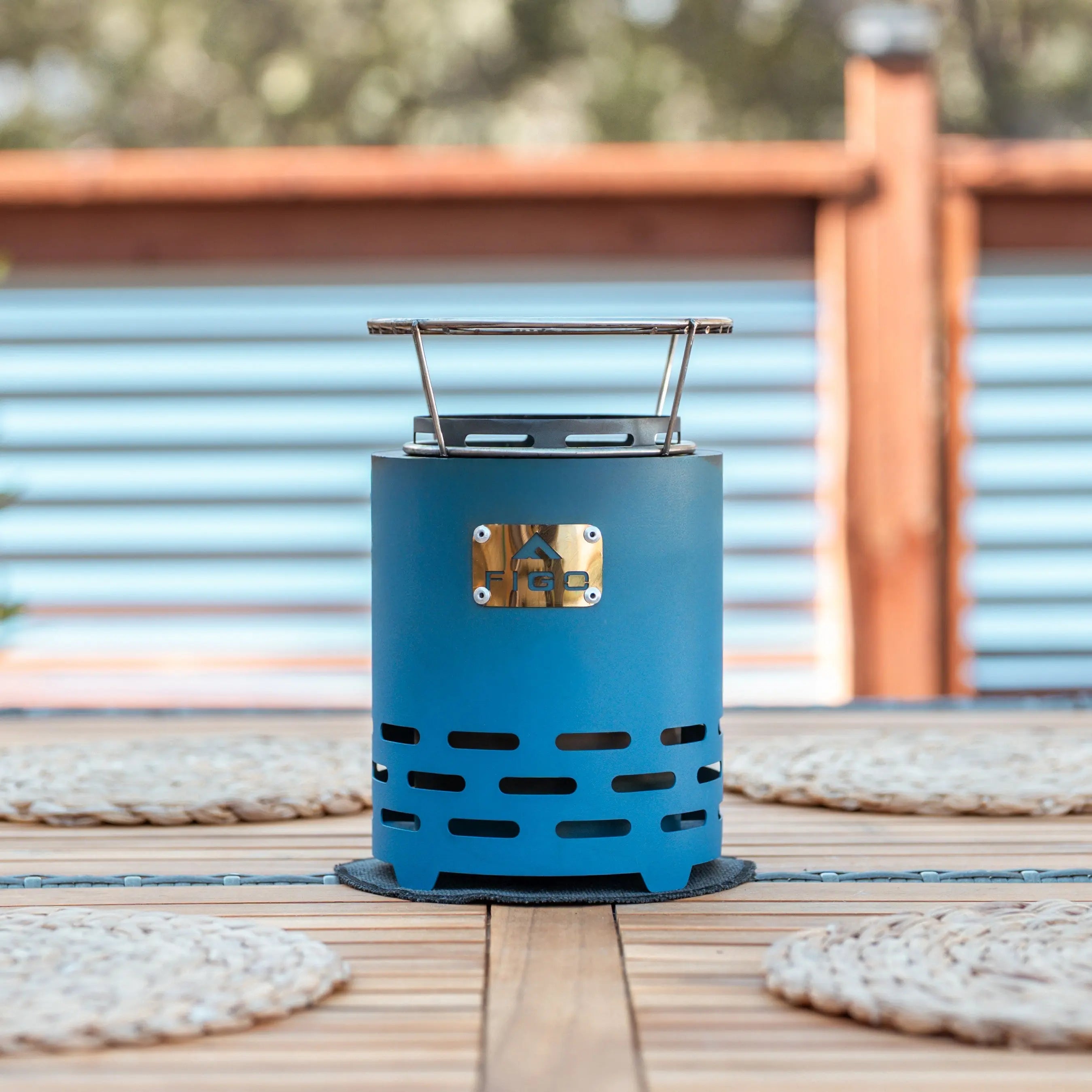 VESTA® XL - 9” Cast Iron Smokeless Tabletop Fire Pit FIGO Home