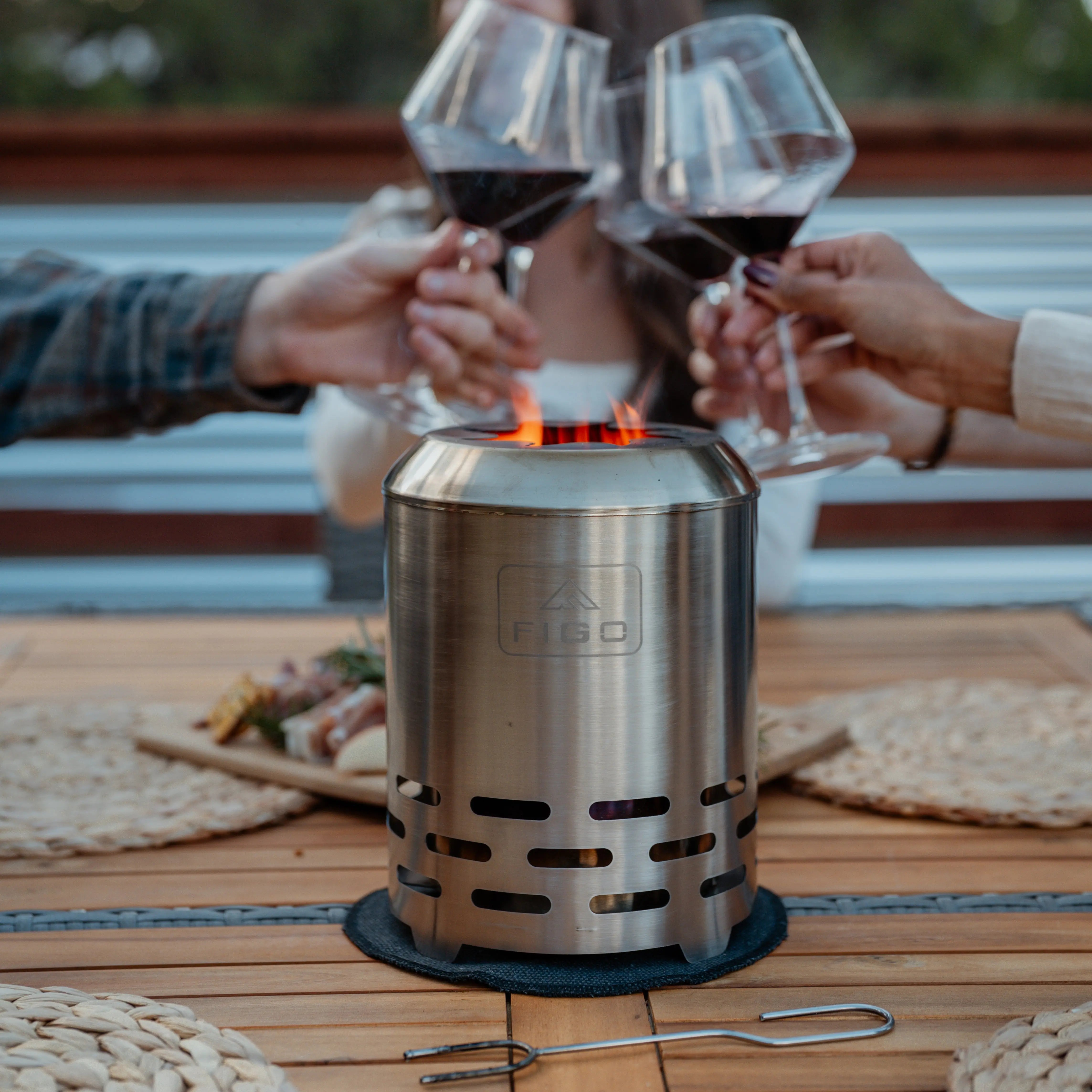 SYLVESTA® XL – 9” Stainless Steel Smokeless Tabletop Fire Pit FIGO Home