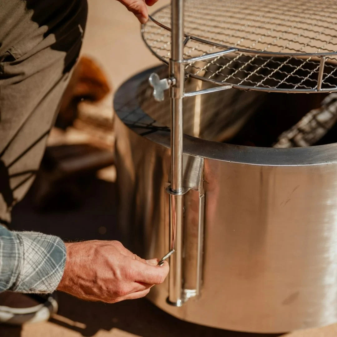 HELIOS™ 19" Portable Fire Pit, Adjustable Cooking Grate & Lid